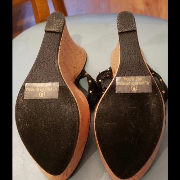 Venus Wedge sandals - Picture 3 of 3